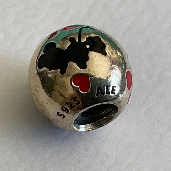 Pandora Disney Mickey and Minnie Mouse harm - Picture 1 of 5